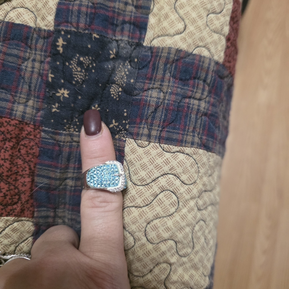 Elegant Blue Sparkle Ring